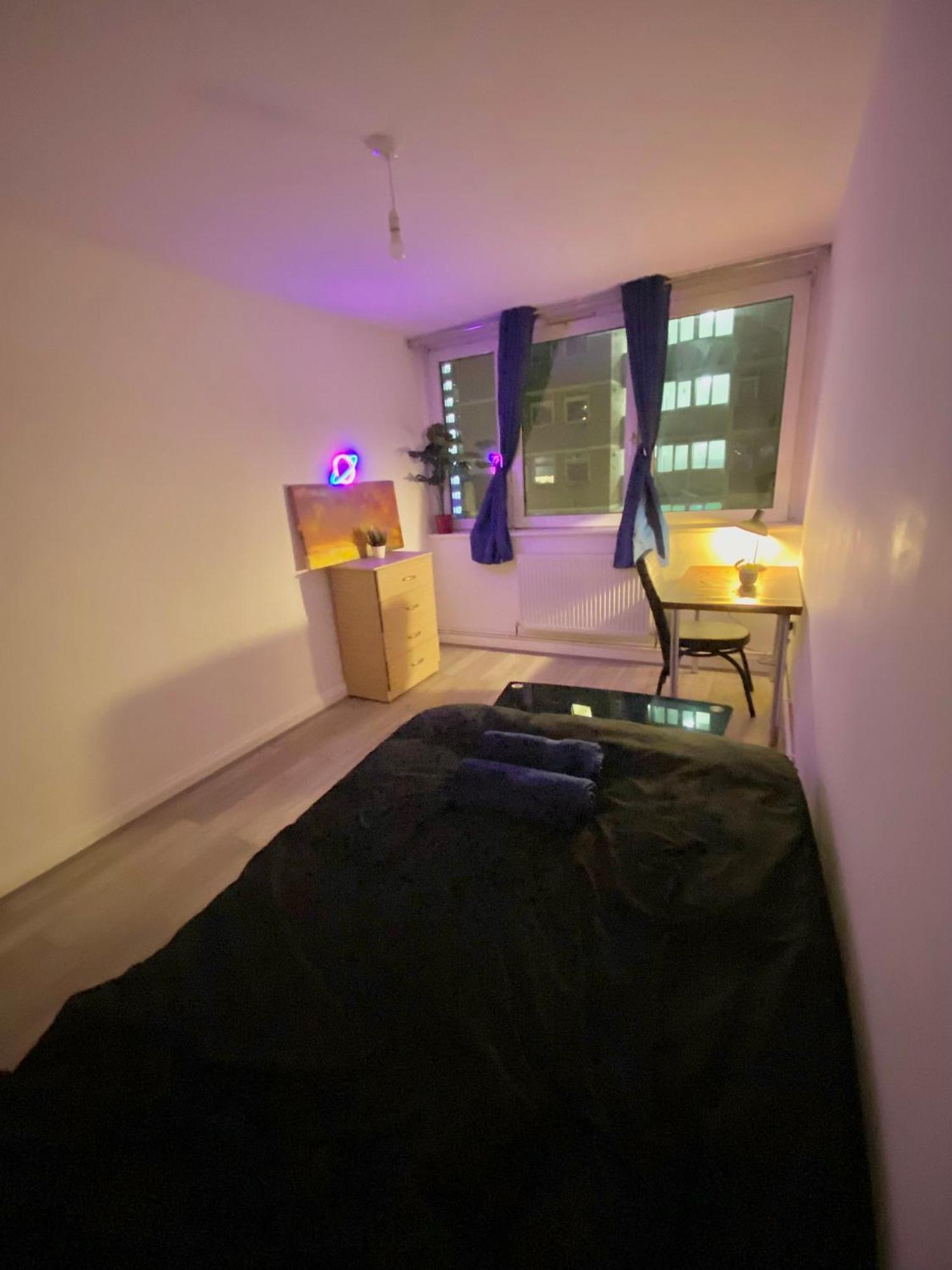 Canary Wharf Serviced Apartement Londra Esterno foto