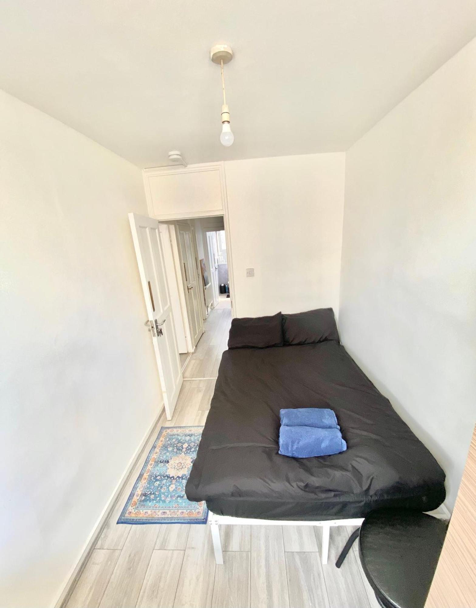 Canary Wharf Serviced Apartement Londra Esterno foto