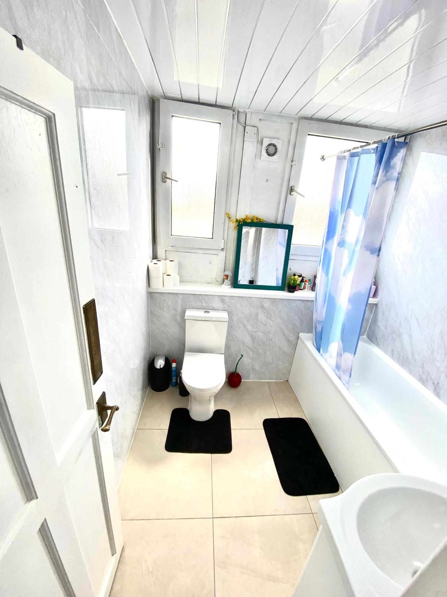 Canary Wharf Serviced Apartement Londra Esterno foto
